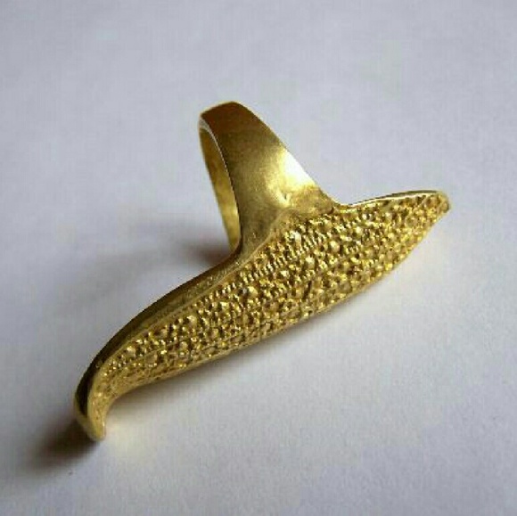 Unisex SOLID BRASS Ring sz 9 or 10 Roman design huge STATEMENT Men's Women's - Picture 2 of 5